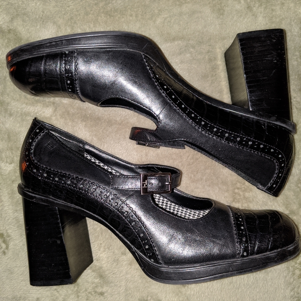 Tommy Hilfiger Mary Jane Style Chunky Heel Black